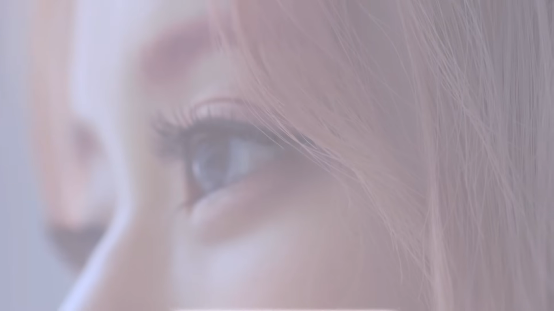Vivi's eyes.